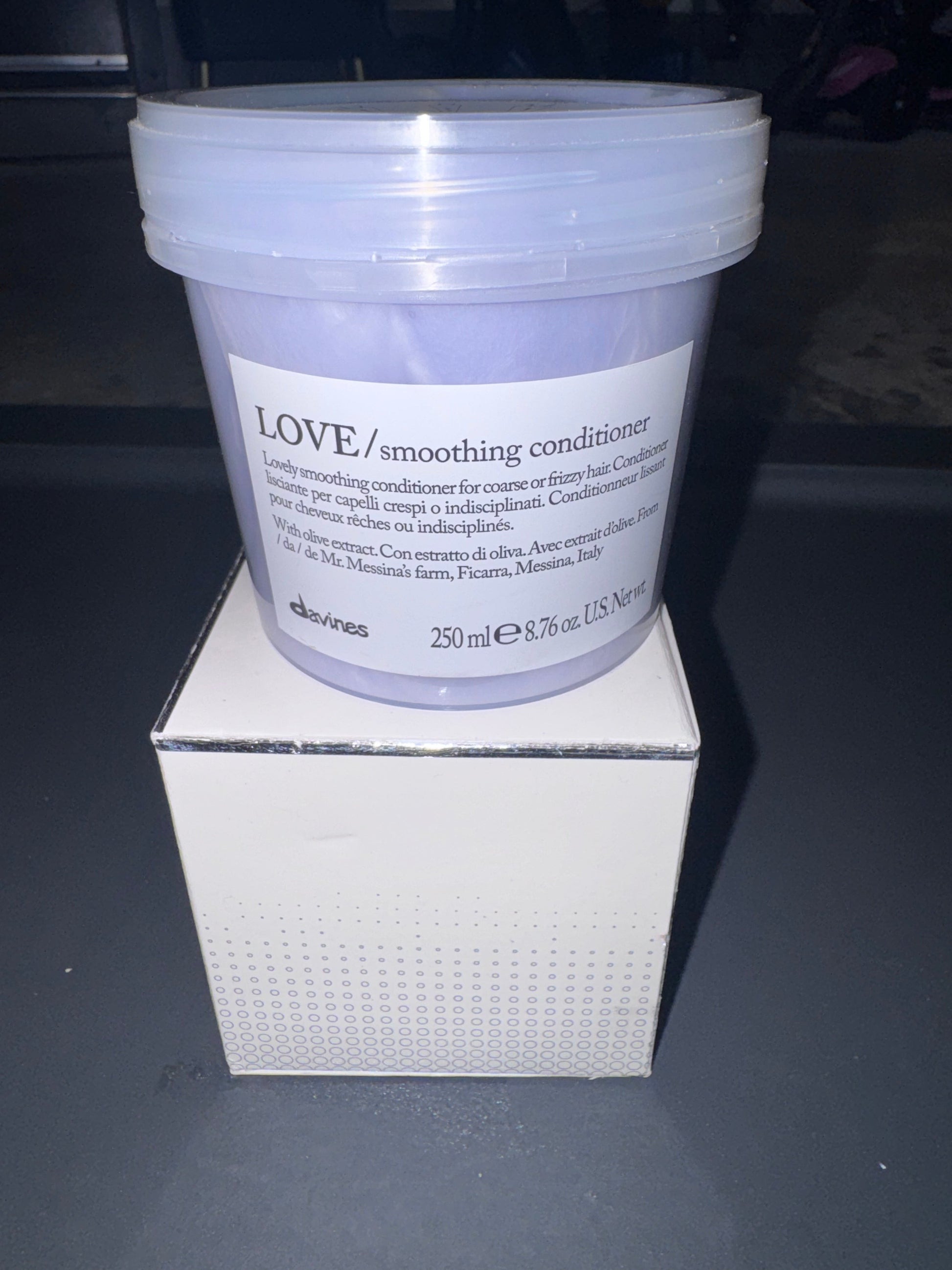 Davines LOVE Conditioner front