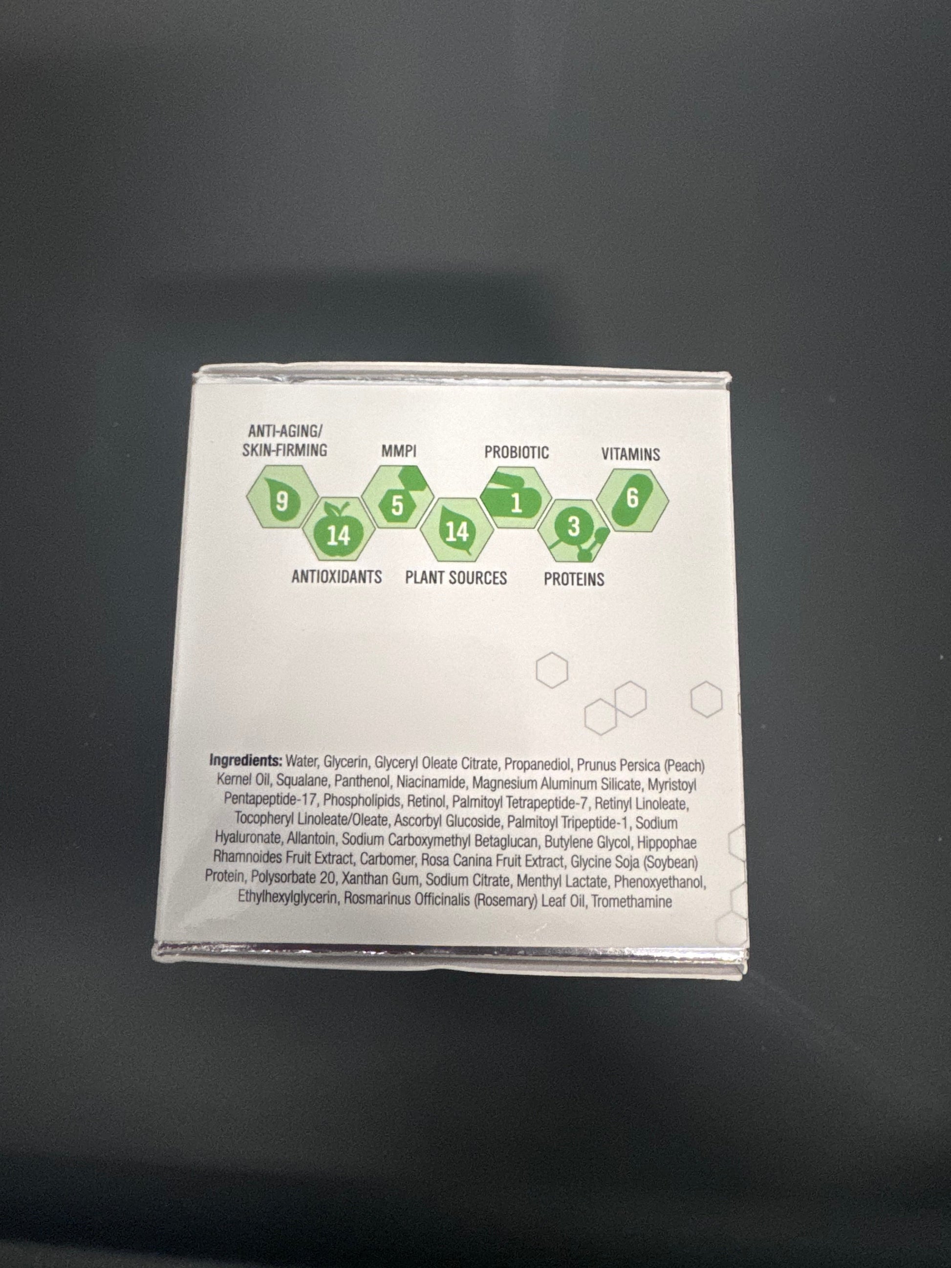 Societe AGE Defying Boosting Pads back