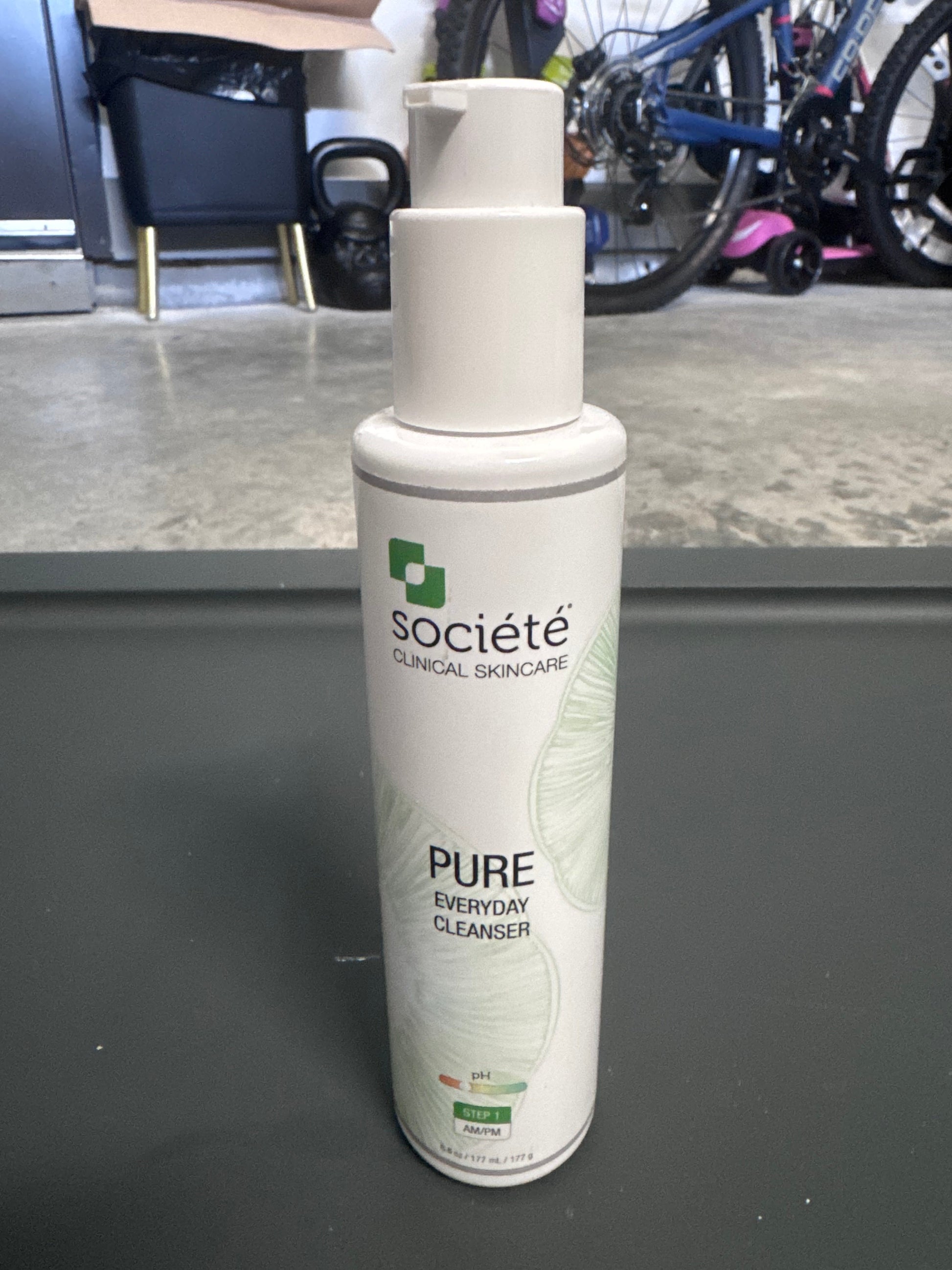 Societe Pure Cleanser front